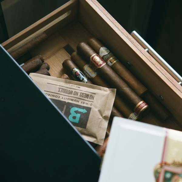 Boveda 75% Size 60 25 Cigars - Shop Cigars Now - -