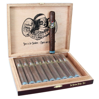 Deadwood Fat Bottom Betty Toro - Shop Cigars Now  -  - MEDIUM, Nicaragua, Toro, USA Connecticut Broadleaf Wrapper