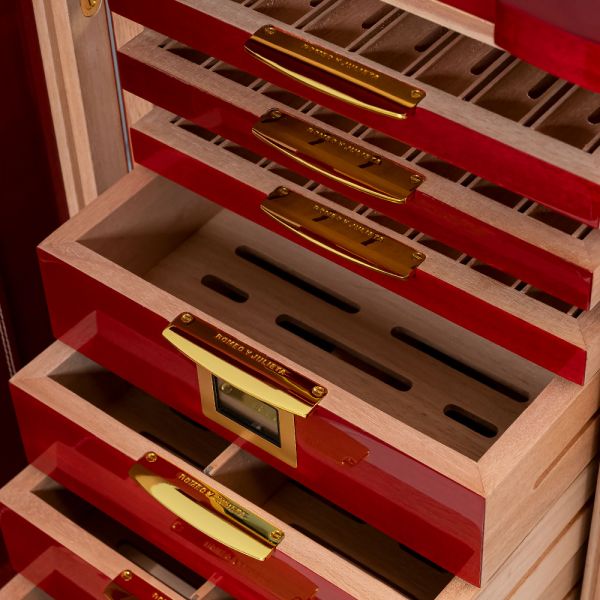 Romeo Y Julieta Bed of Roses Humidor - Shop Cigars Now  -  - 